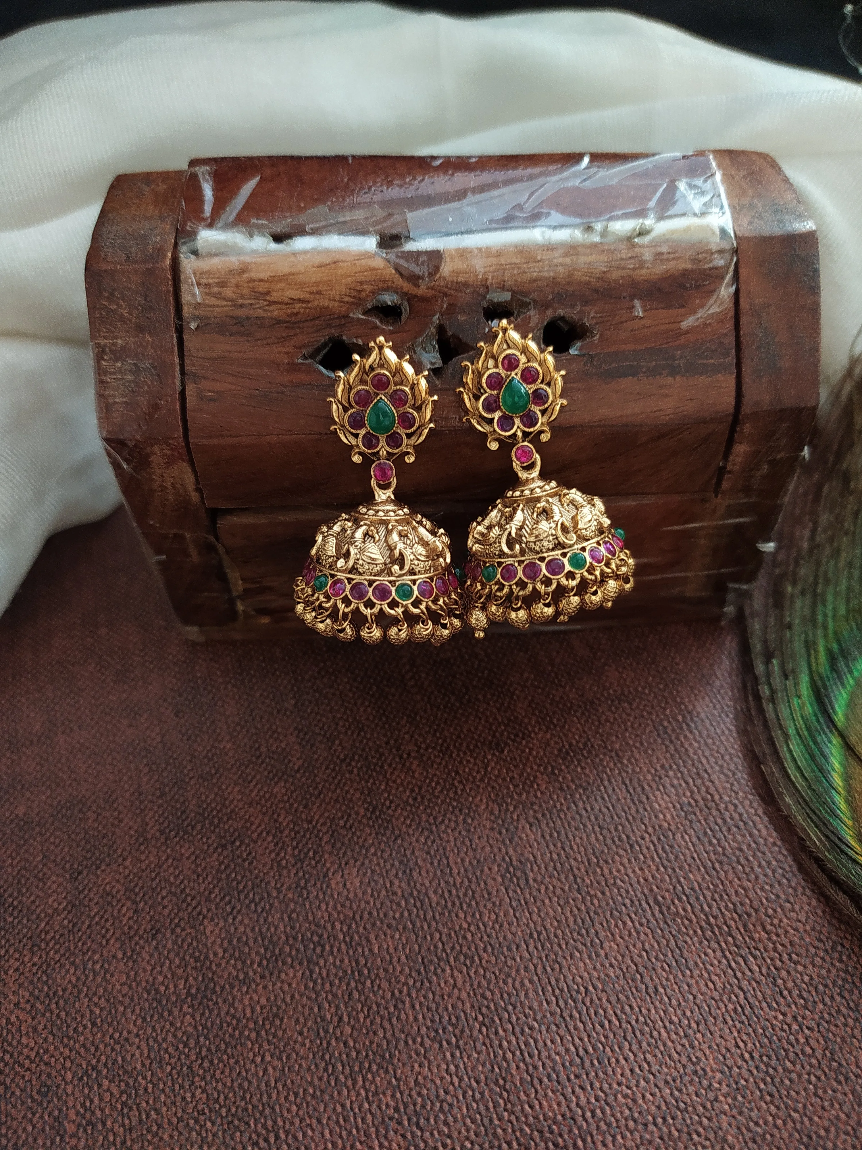 Antique Necklace with Pendant and Jhumki