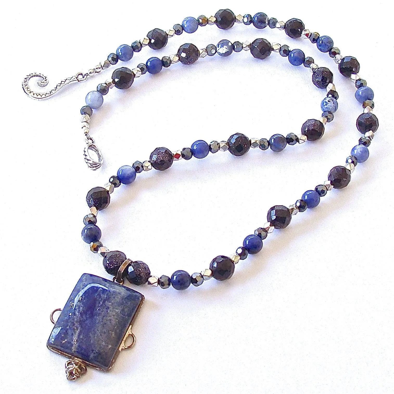 Hera: Lapis Pendant Necklace