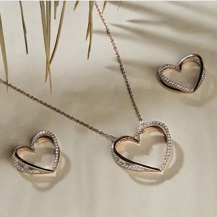 Intricate Twirl Heart Pendant Chain set