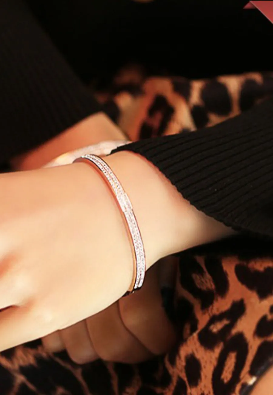 Layla Dua-Row Dias Rose Gold Bangle